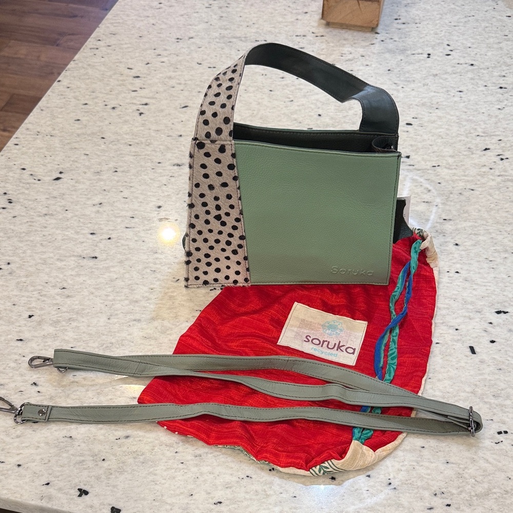 NWT Soruka Green and Animal Print Bag with shoulder strap and dust bag - Picture 4 of 7